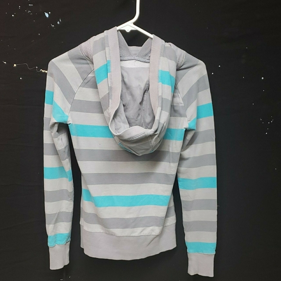 Long sleeve hoodie - Picture 3 of 4